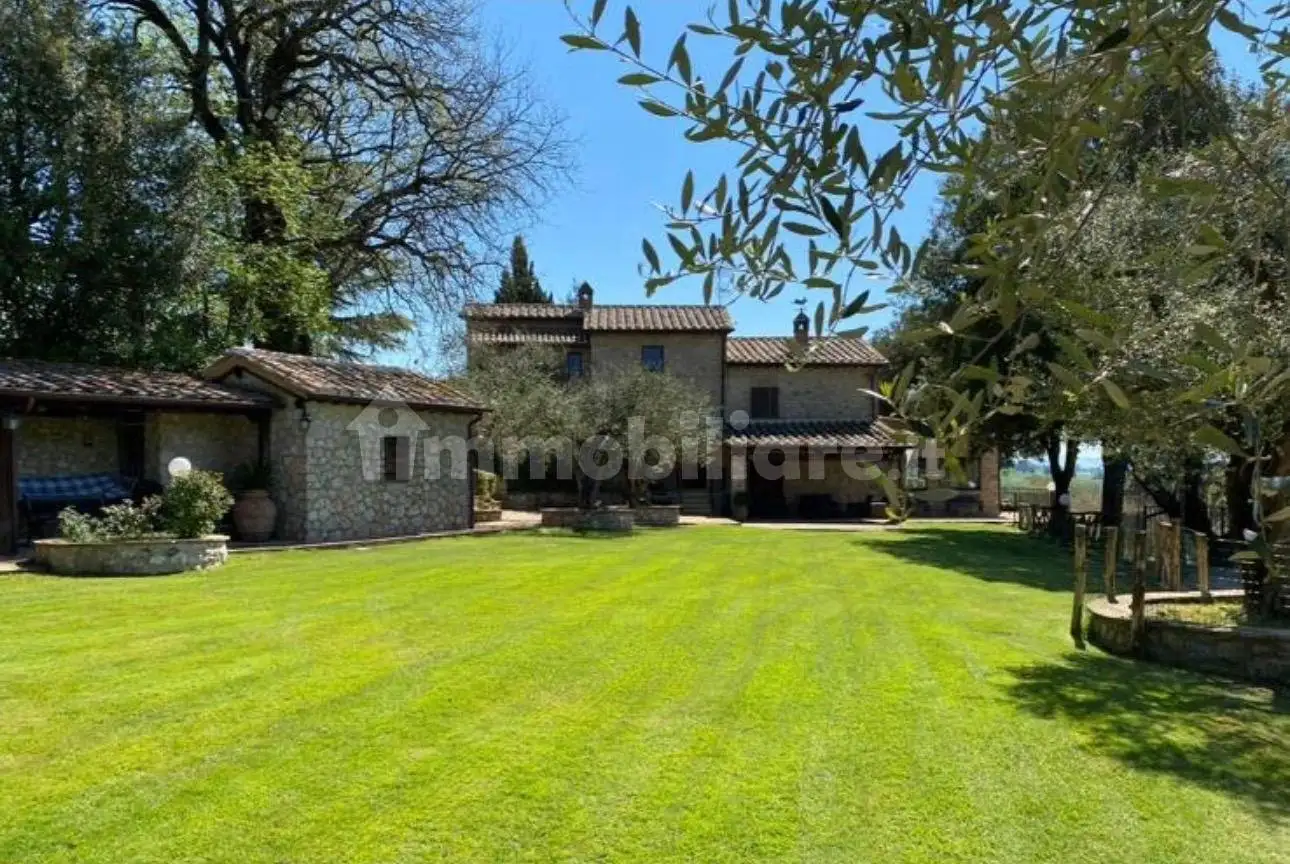 Rustico - Casale in affitto a Montecastrilli