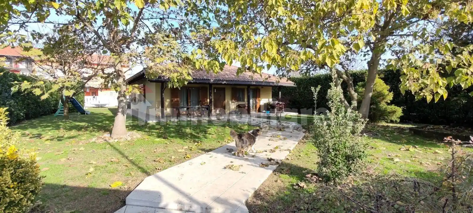 Casa indipendente in vendita a Bellinzago Novarese