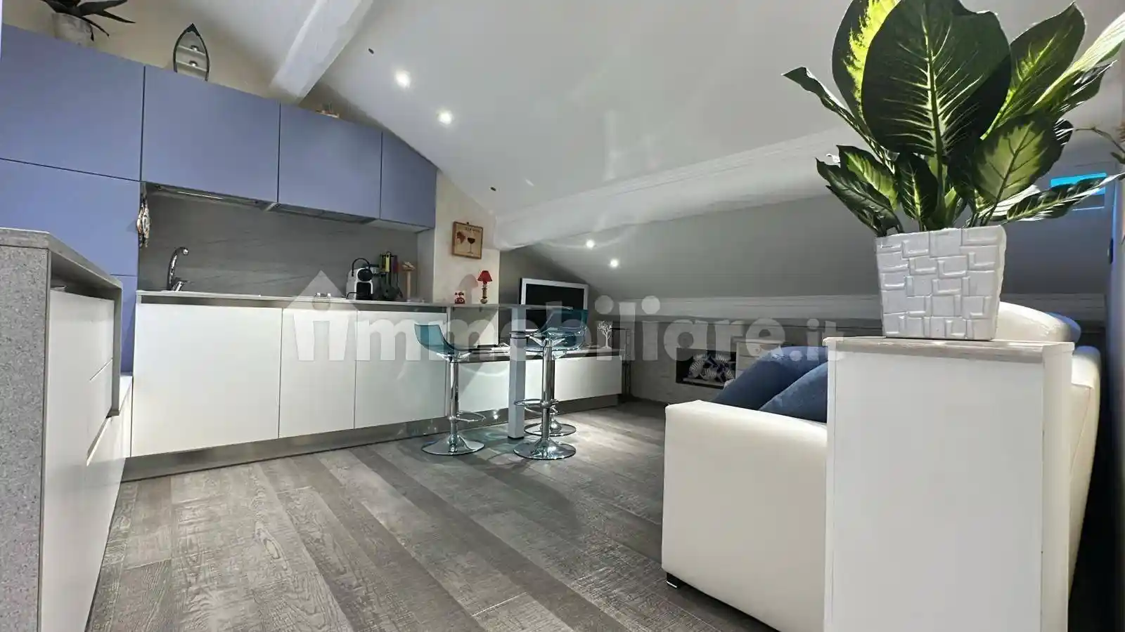 Appartamento in vendita a Loano