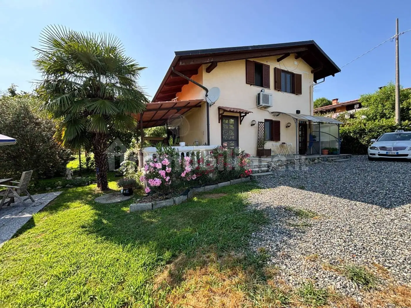 Villa in vendita a San Francesco al Campo