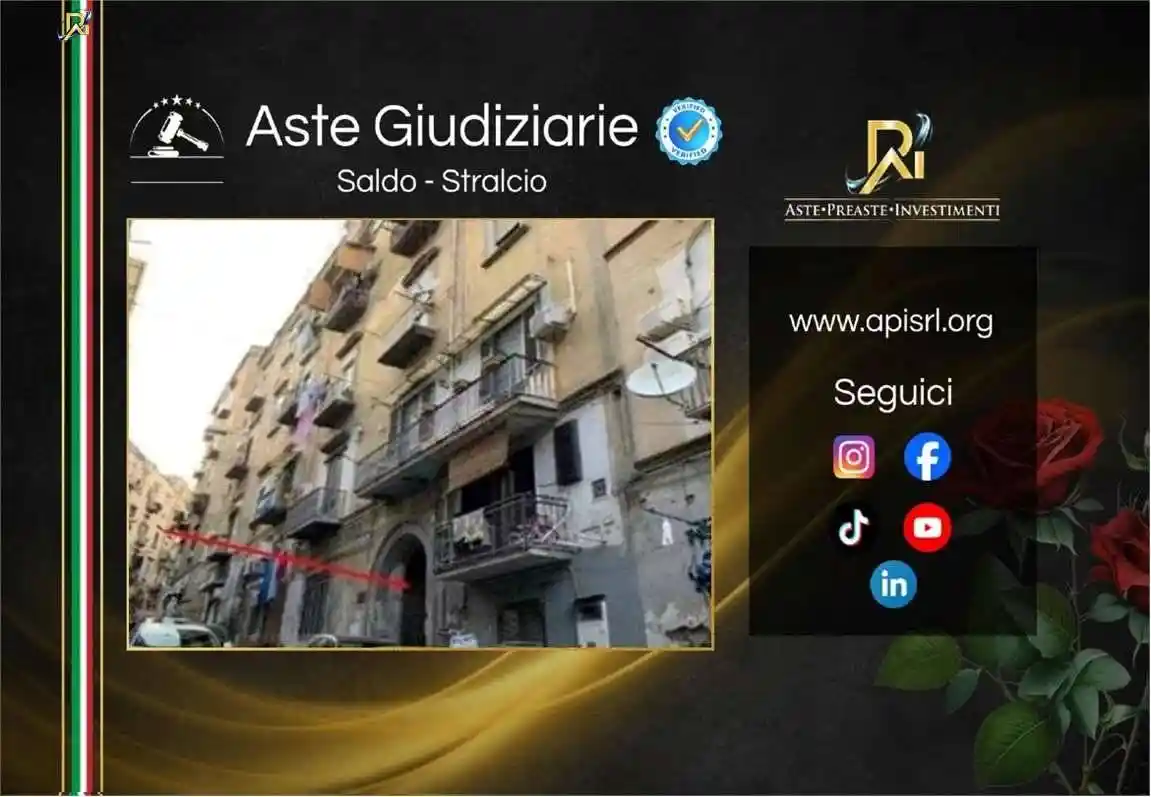 Appartamento in vendita a Napoli