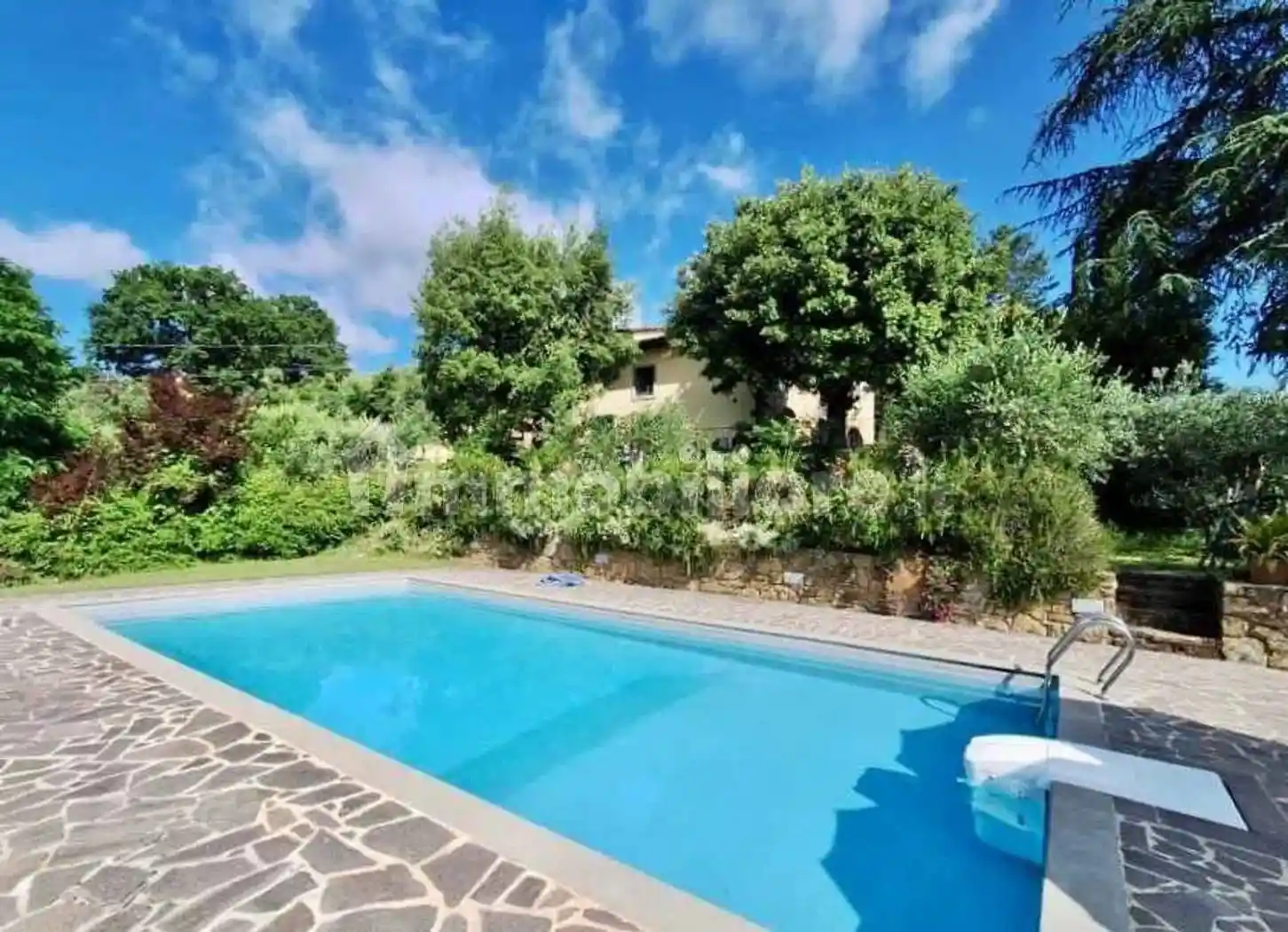 Villa unifamiliare 322 m², Monte San Savino - foto 2