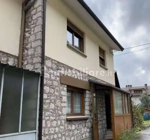 Casa indipendente all'asta via Pians, Longarone - foto 3
