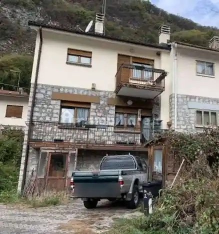 Casa indipendente all'asta via Pians, Longarone - foto 5