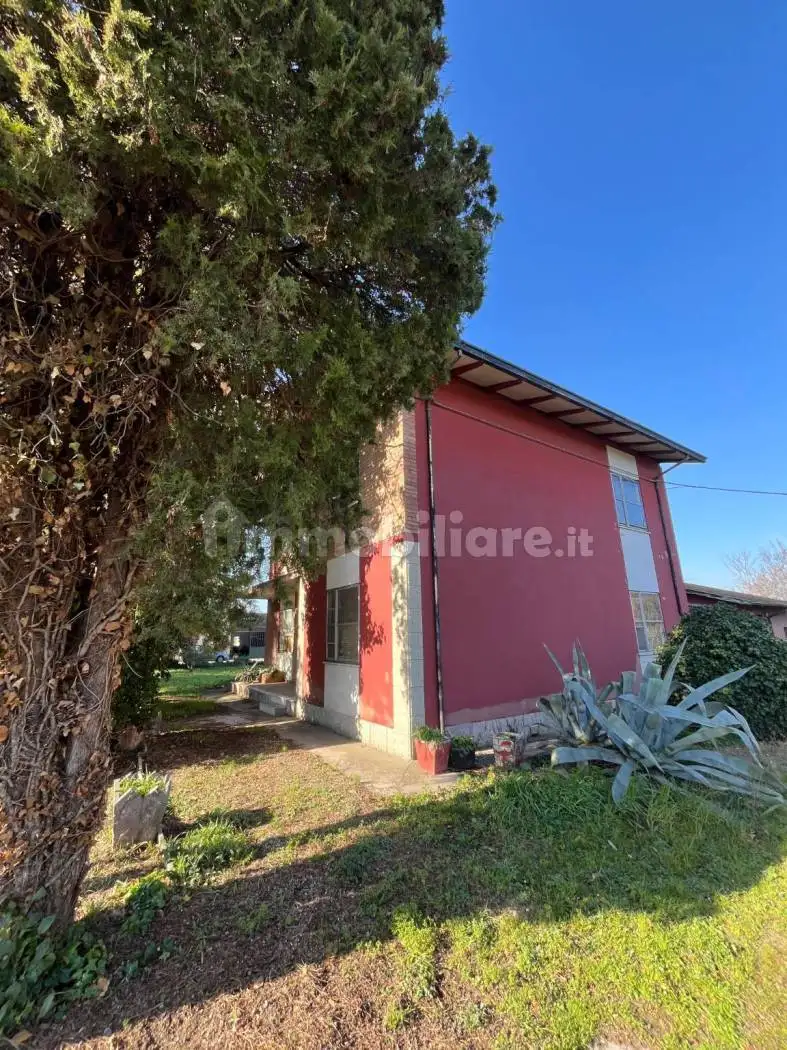 Villa in vendita a Cesena