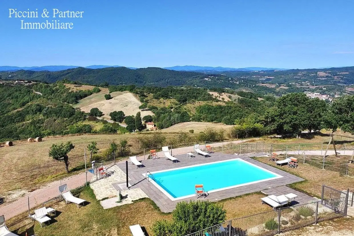 Rustico - Casale in vendita a Gubbio