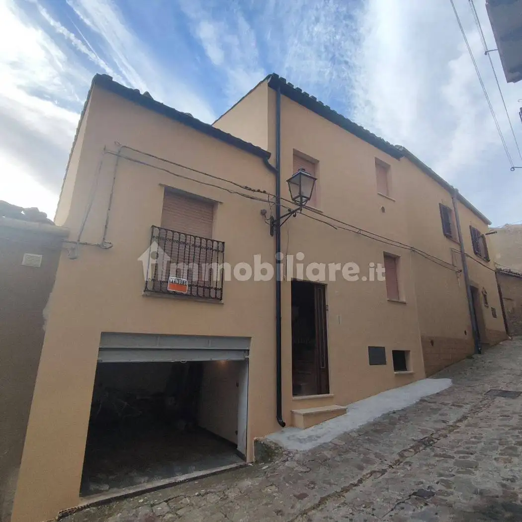 Appartamento in vendita a Gangi