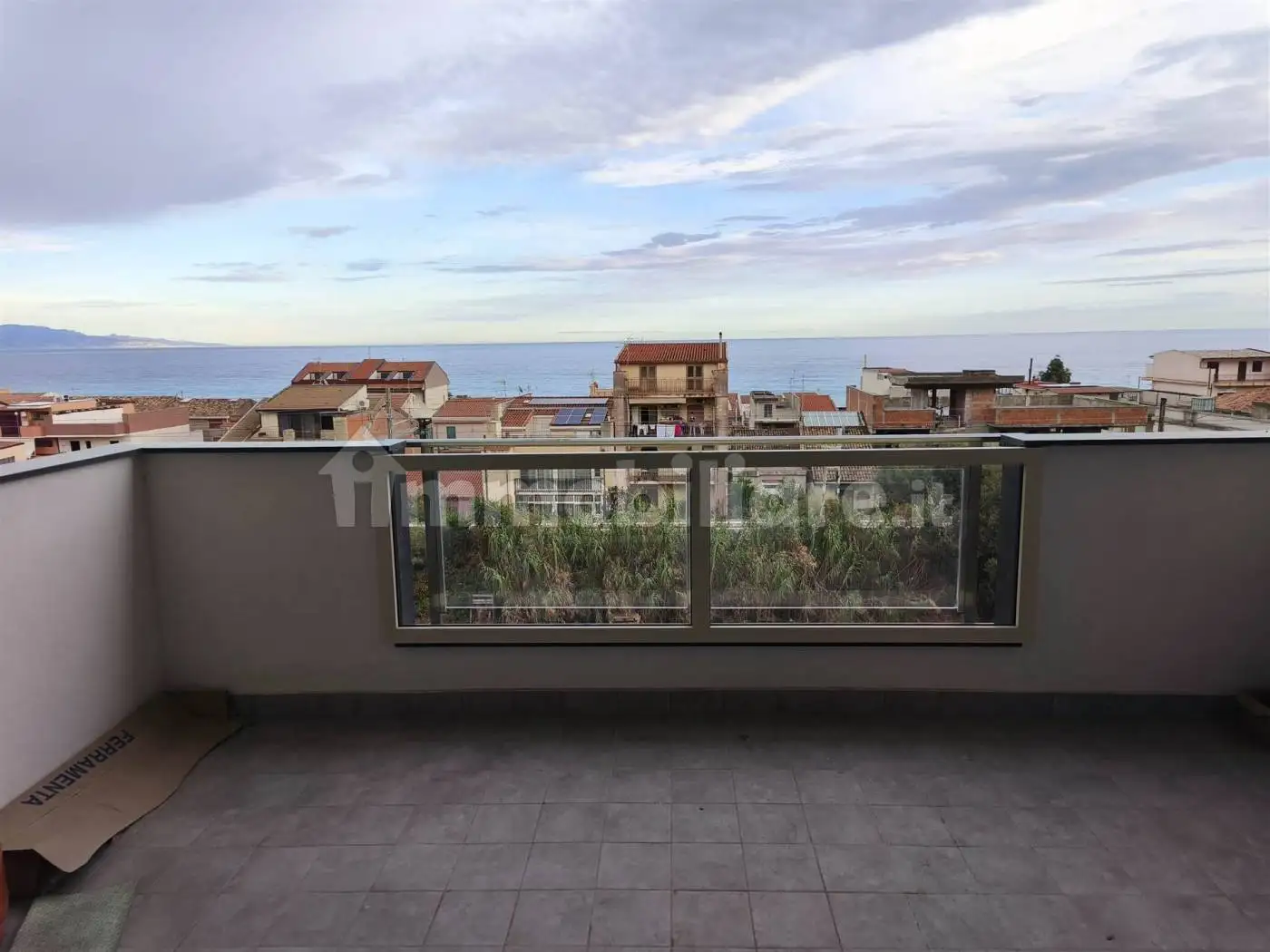 Appartamento in vendita a Nizza di Sicilia