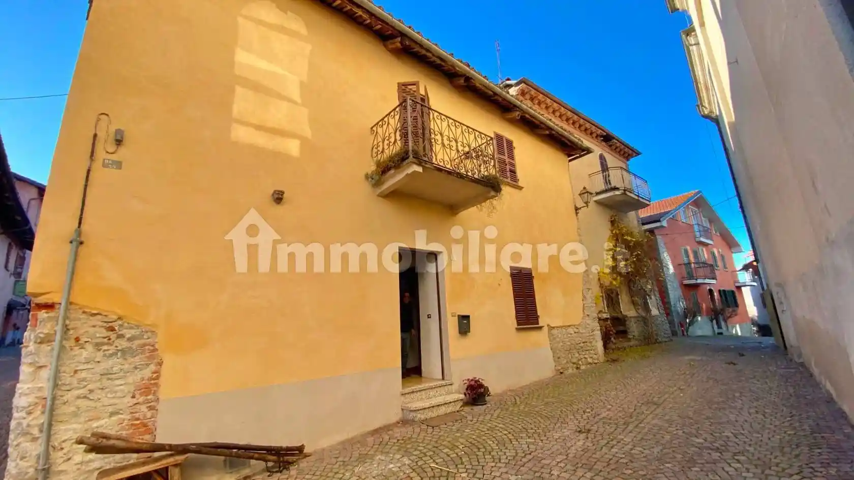 Casa indipendente in vendita a Dogliani