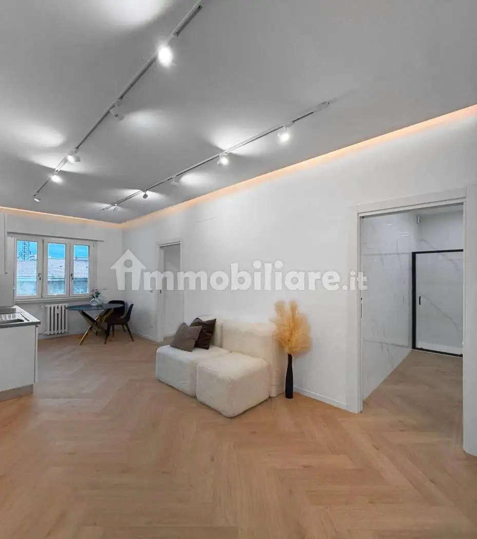 Appartamento in vendita a Milan