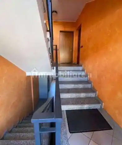 Appartamento all'asta via San Michele , 28, Venegono Inferiore - foto 4