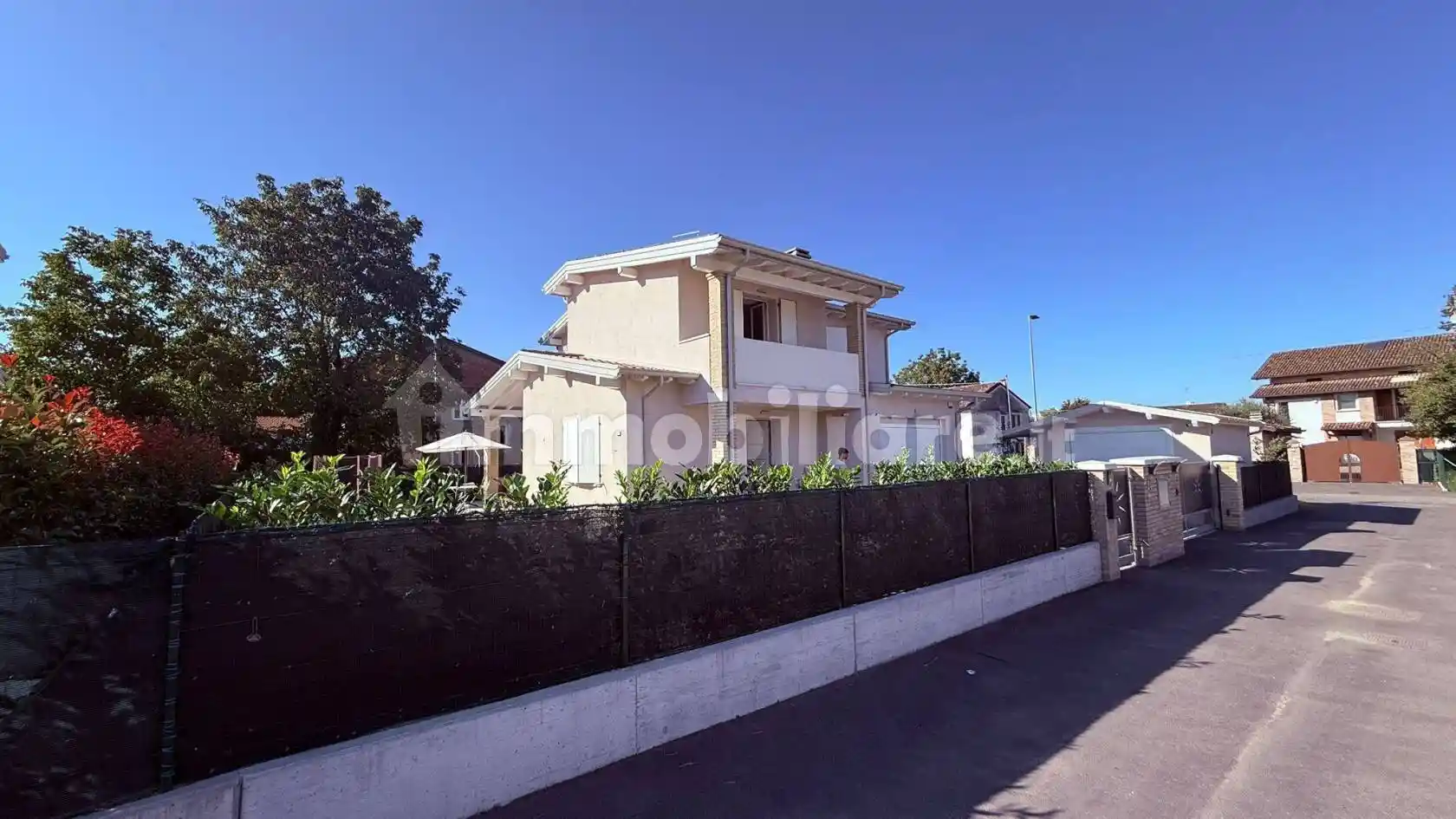 Villa in vendita a Sissa Trecasali