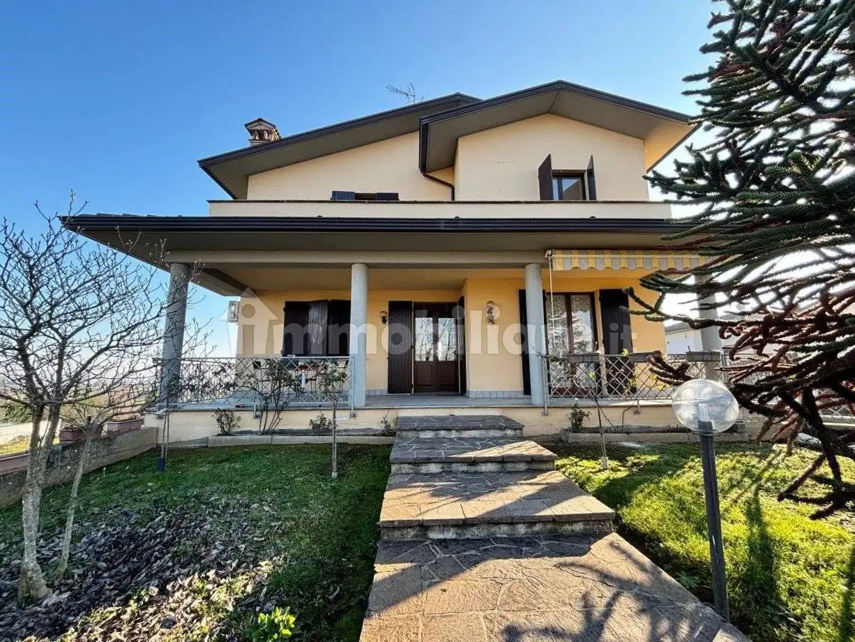 Villa in vendita a San Giorgio Piacentino