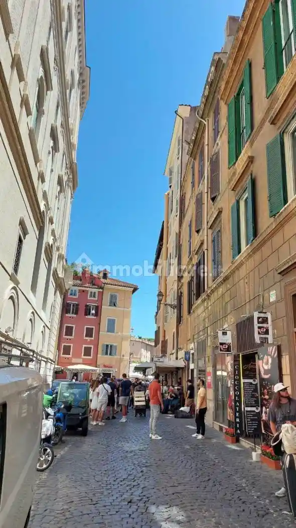 Trilocale Arco di Santa Margherita, Campo de' Fiori, Roma - foto 3