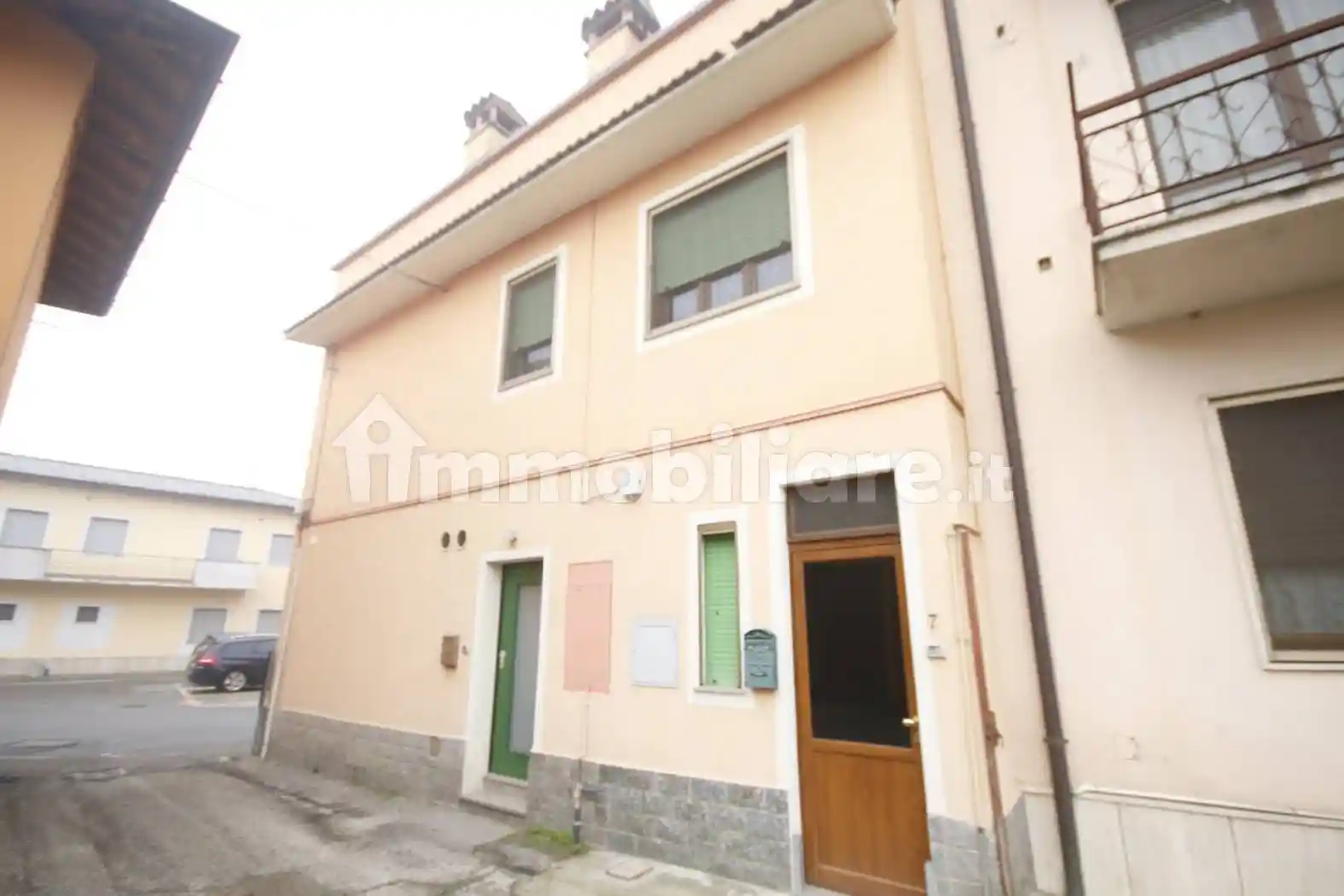 Appartamento in vendita a Crespiatica