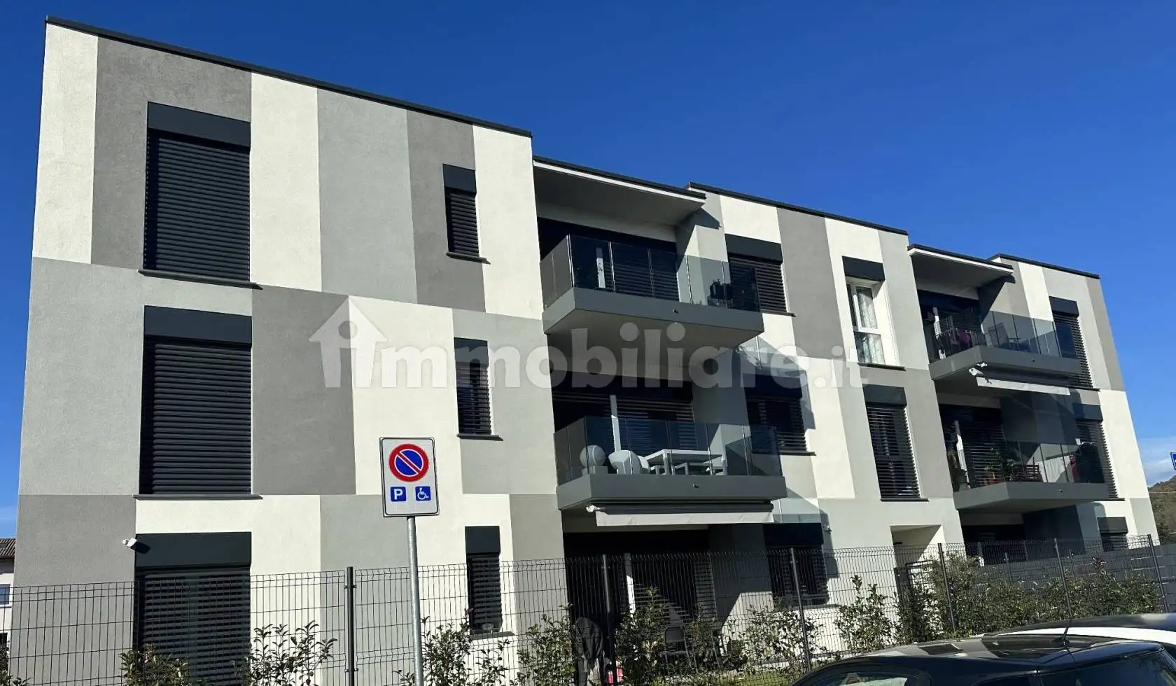 Appartamento in vendita a Villa Guardia