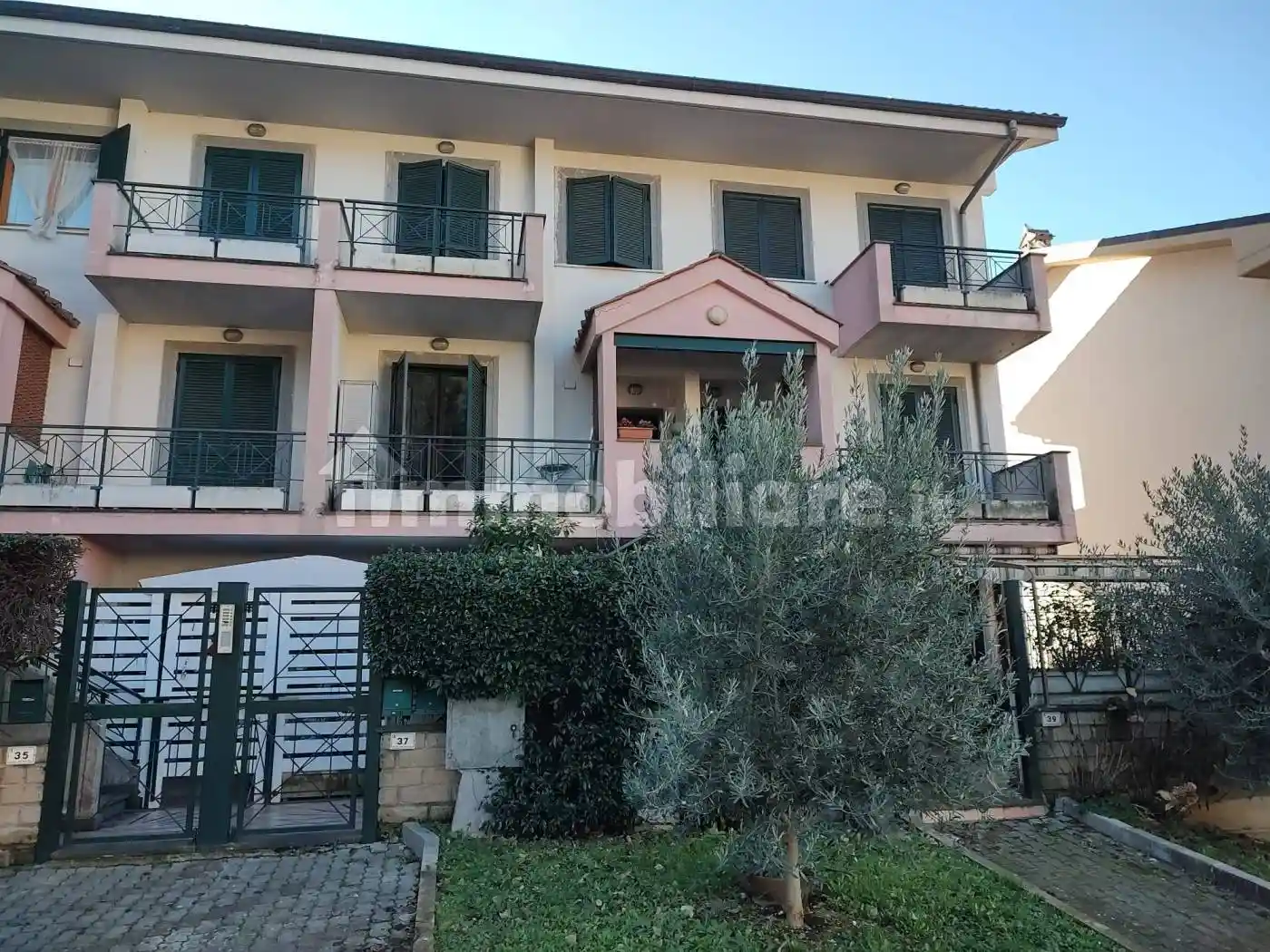 Appartamento in vendita a Grottaferrata