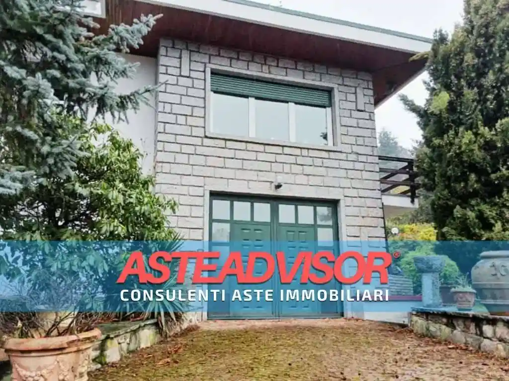 Villa in vendita a Cuorgnè