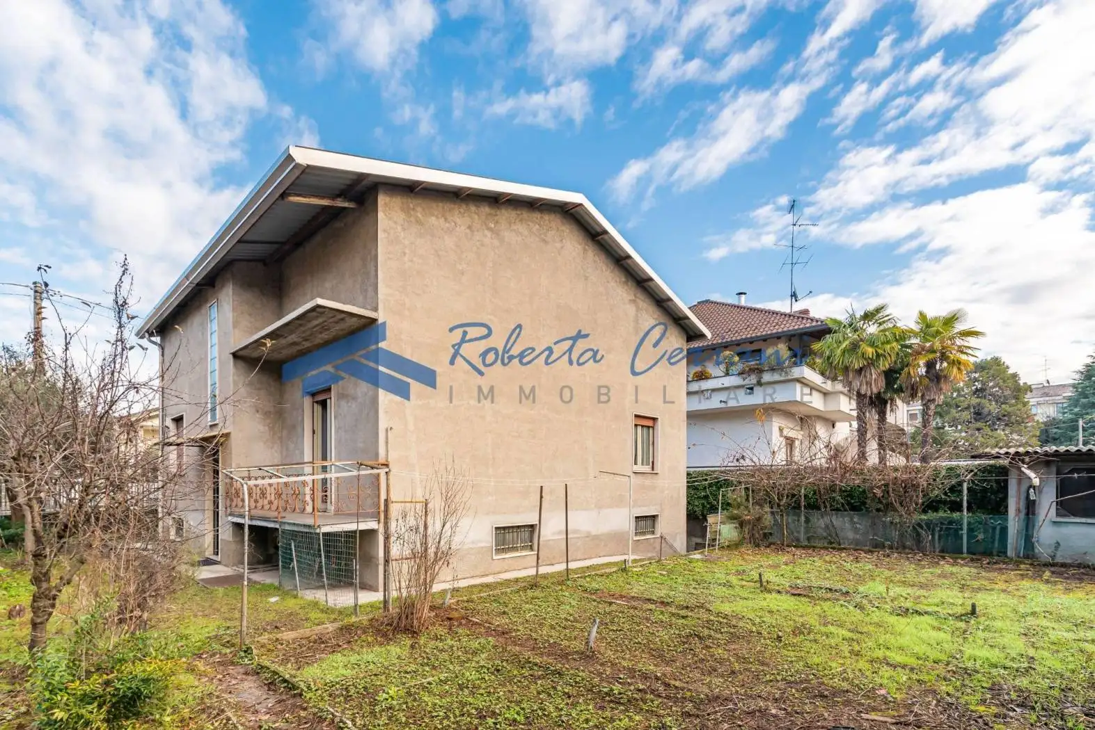 Villa in vendita a Saronno