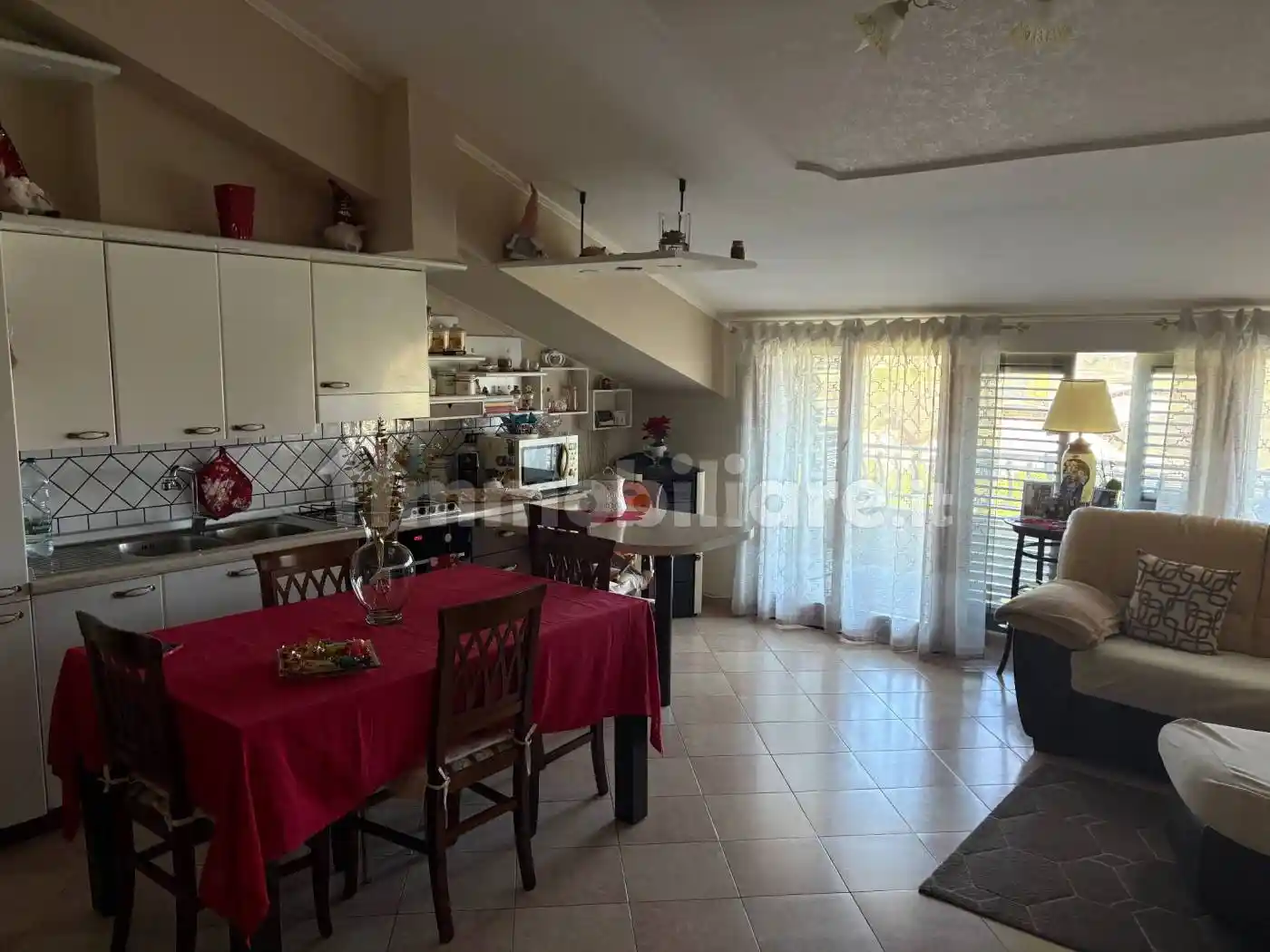 Appartamento via Mario Pellicano Castagna 17, Caulonia - foto 3