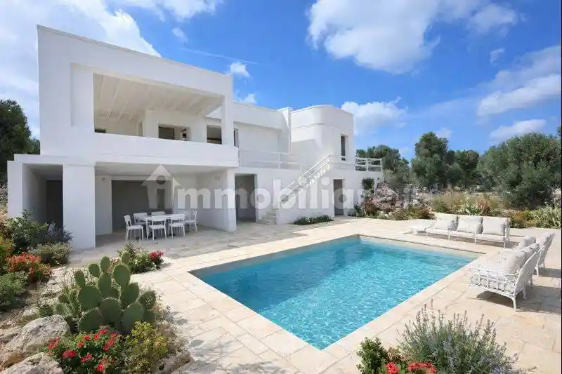 Villa in vendita a Carovigno