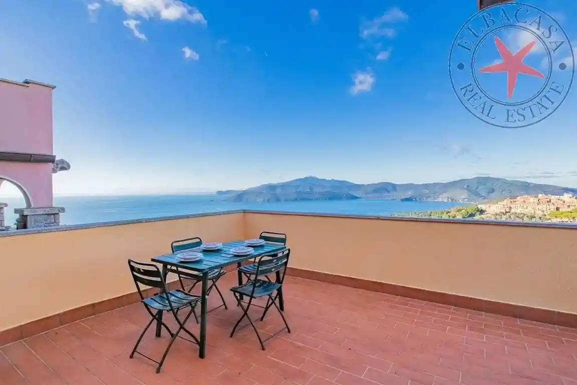 Appartamento in vendita a Capoliveri