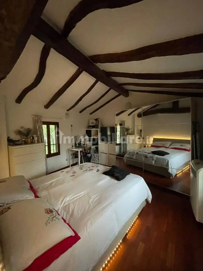 Palazzo - Edificio in affitto a Bologna