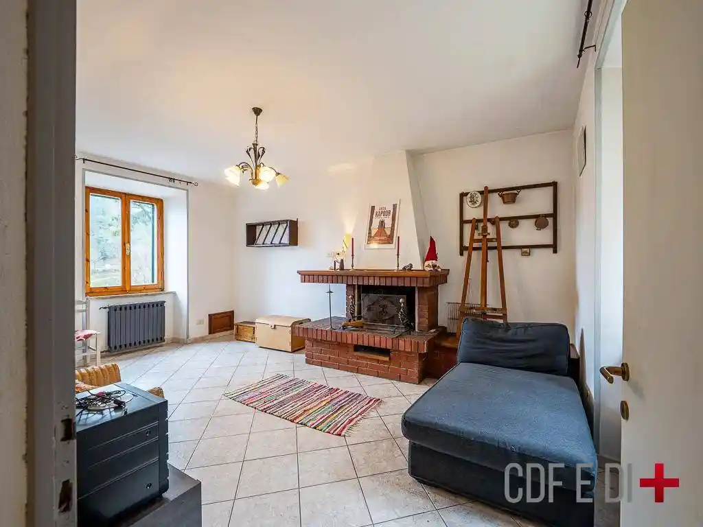 Casa indipendente in vendita a Montieri