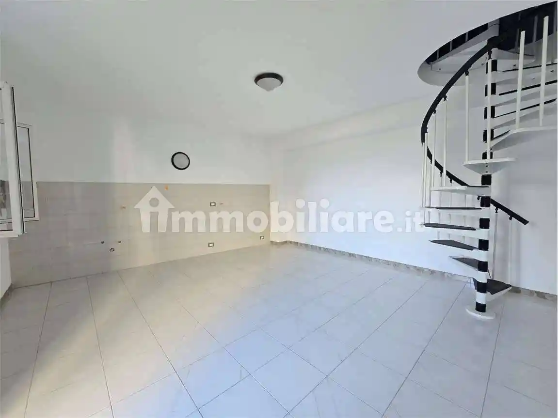 Terratetto unifamiliare via coriolano, 12, Centro, Borgia - foto 3