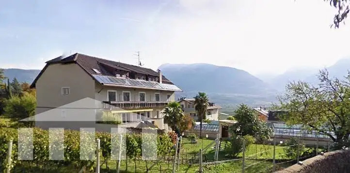 Villa in vendita a Termeno sulla Strada del Vino