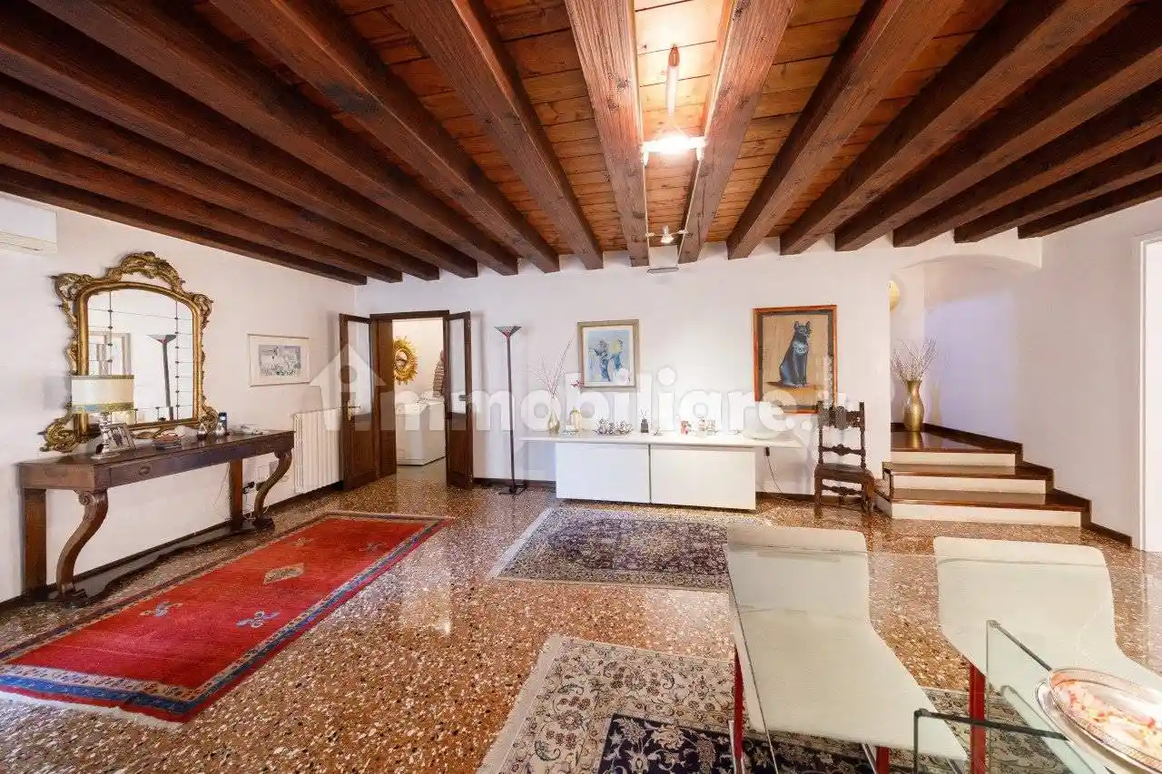 Appartamento in vendita a Este