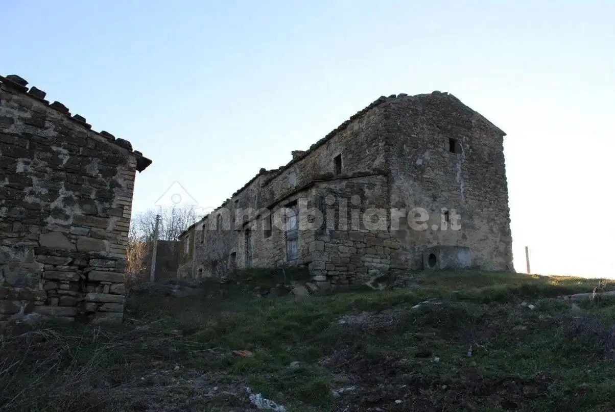 Rustico - Casale in vendita a Valfabbrica