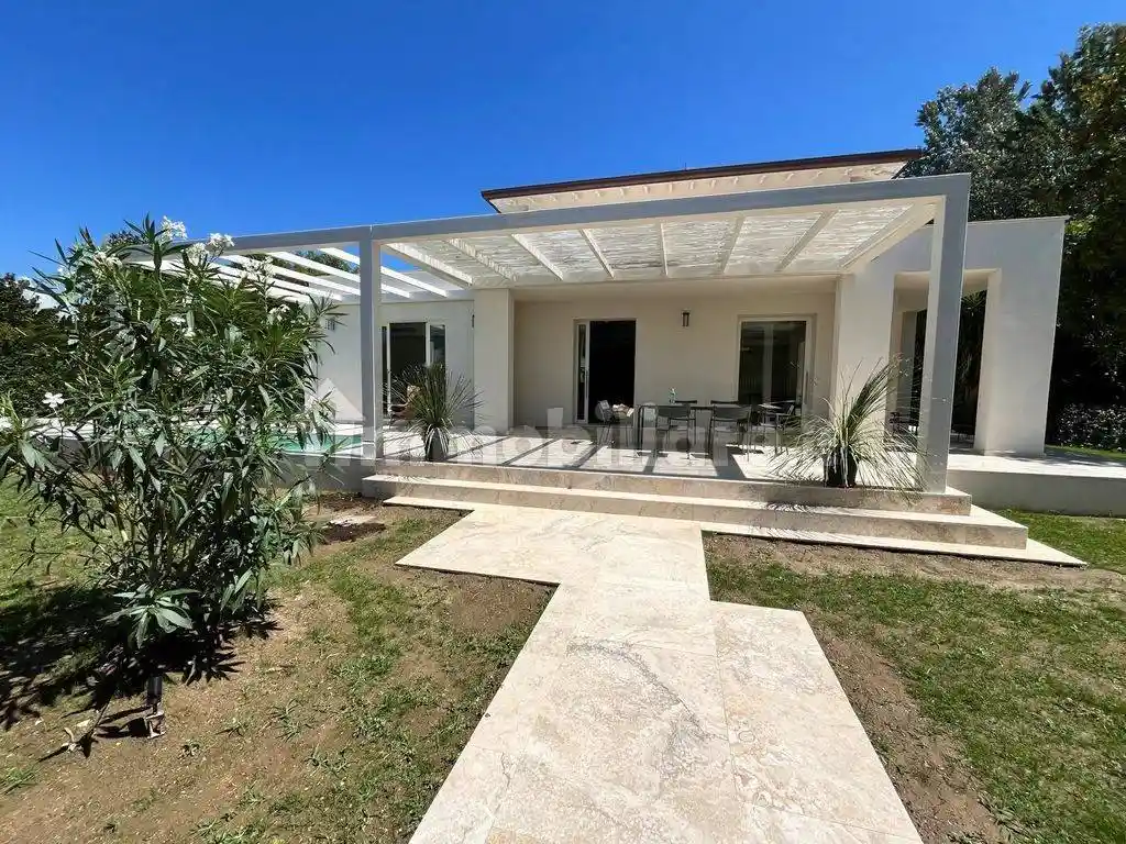 Villa in vendita a Forte dei Marmi
