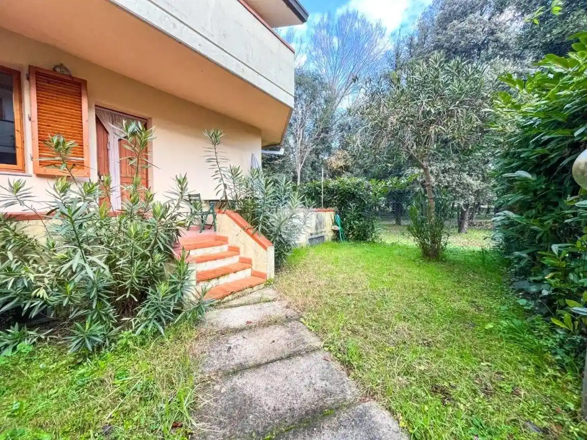 Appartamento in vendita a Massa
