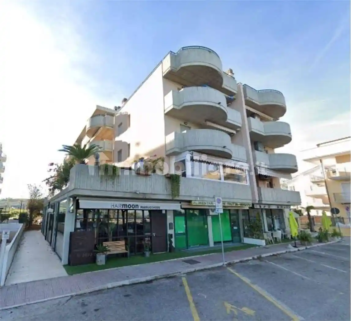 Appartamento all'asta piazza Caduti di Nassirya 10, Tortoreto - foto 2