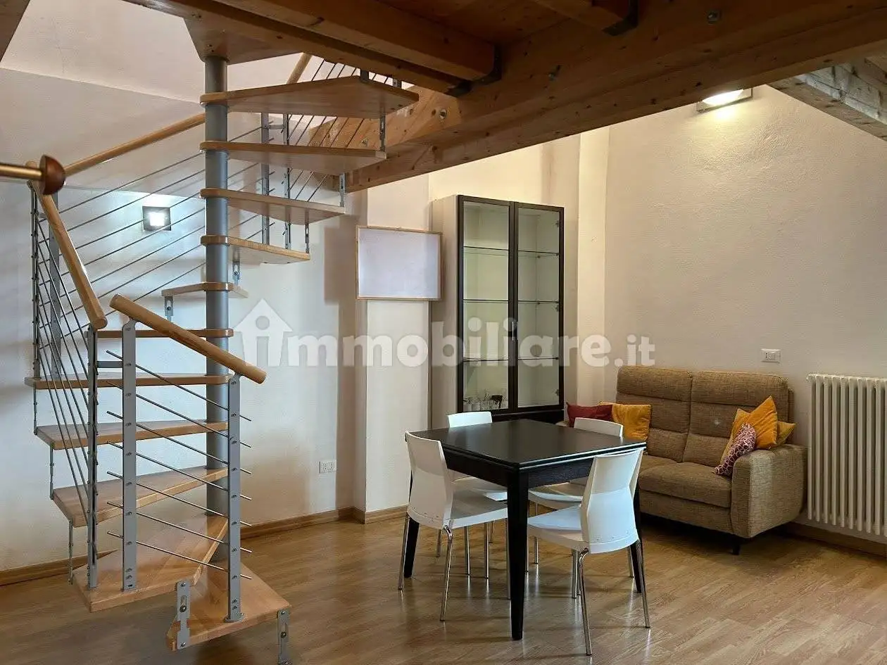 Appartamento in affitto a Bologna