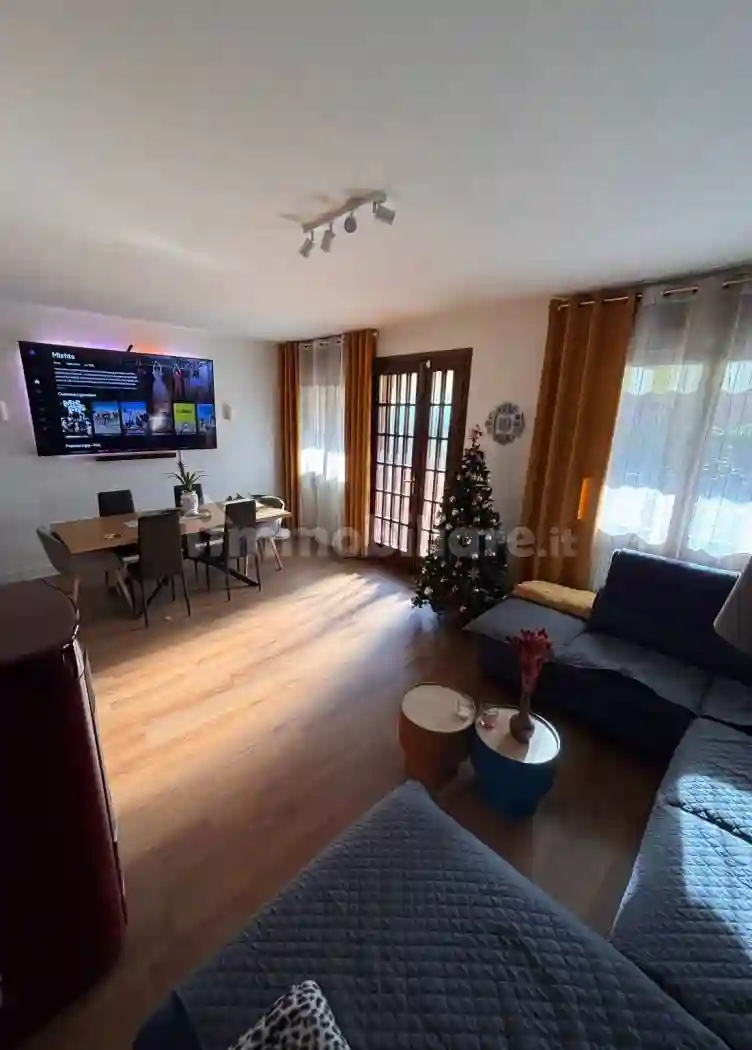 Villetta a schiera - foto 2