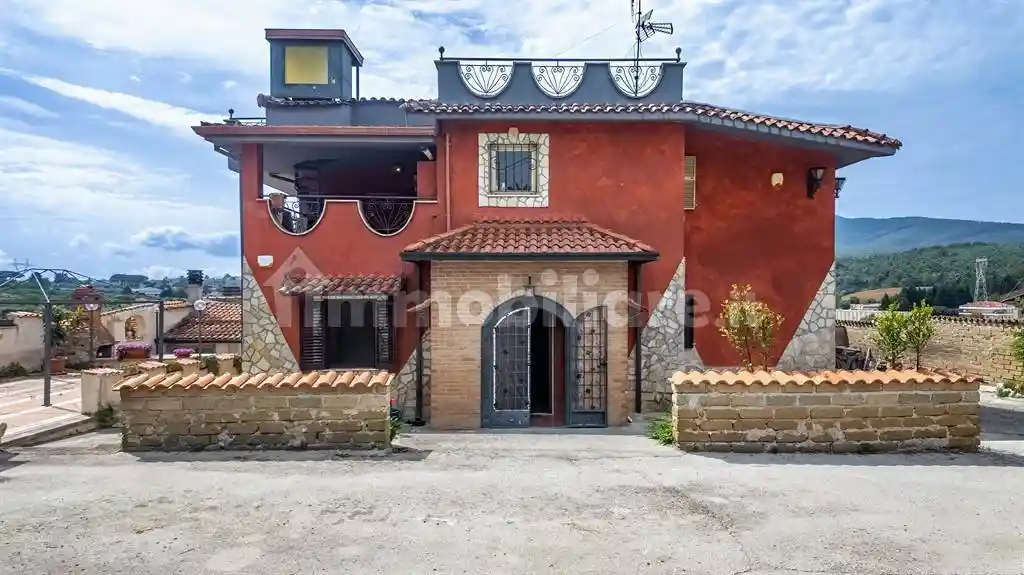 Villa in vendita a Artena