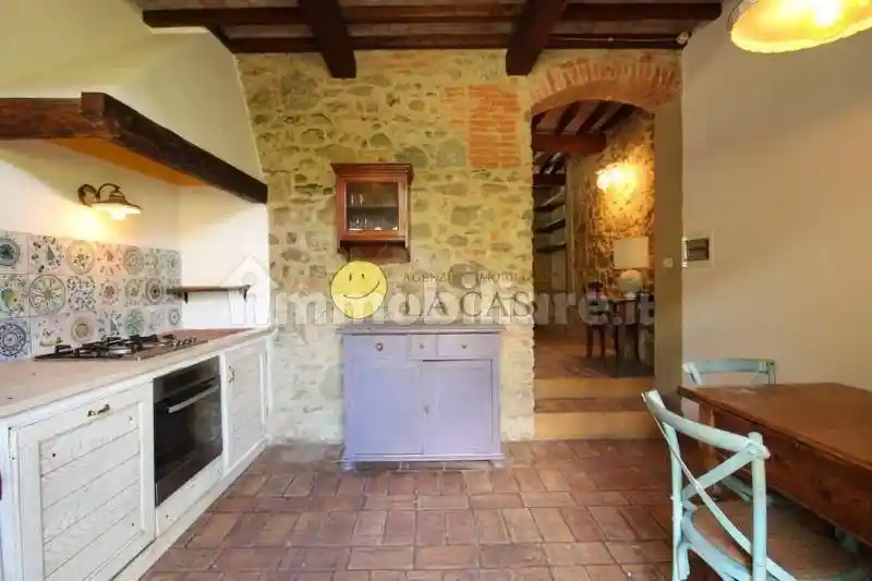 Appartamento in vendita a Reggello