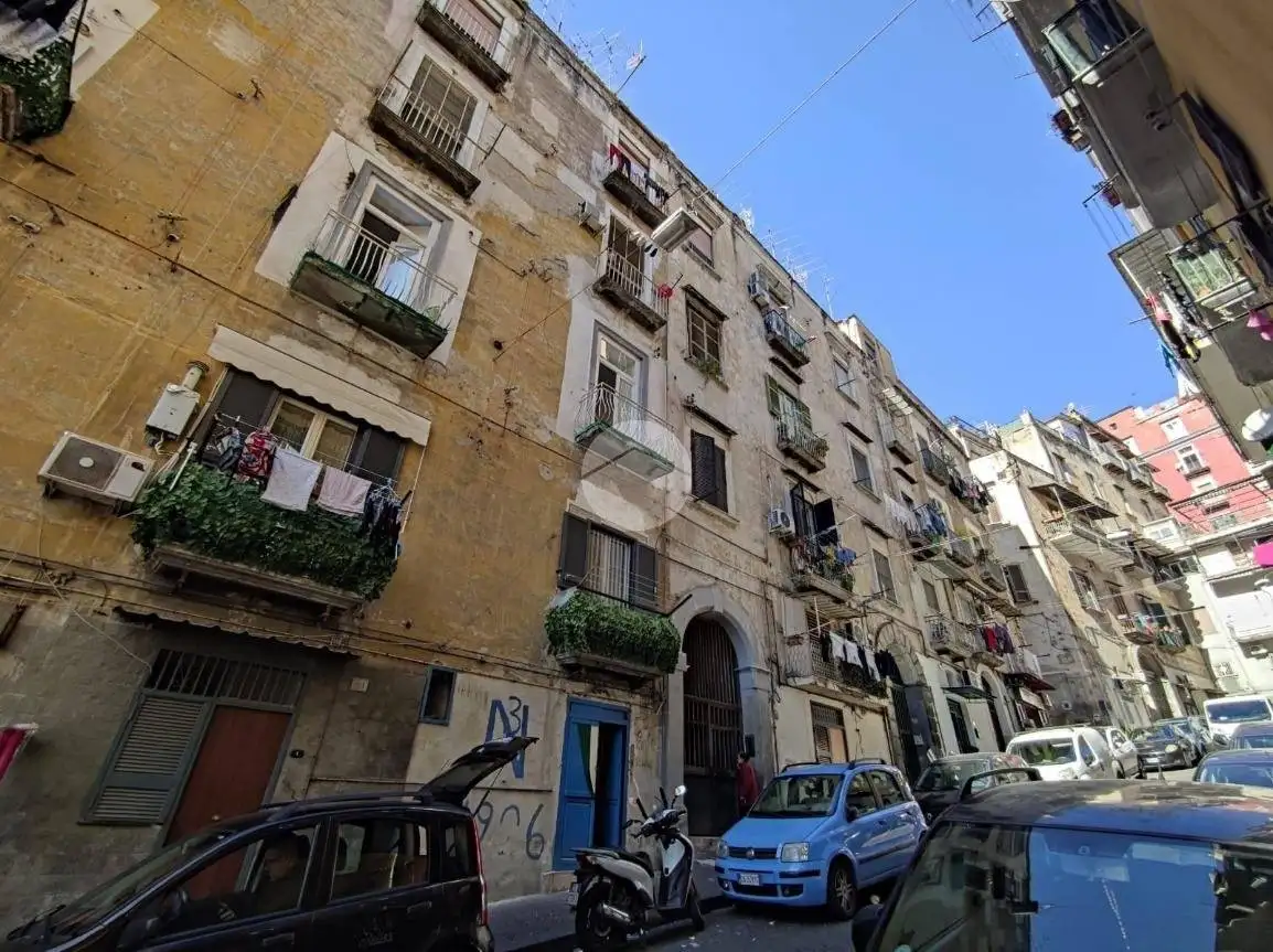 Appartamento in vendita a Napoli