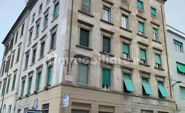 Appartamento in vendita a Livorno