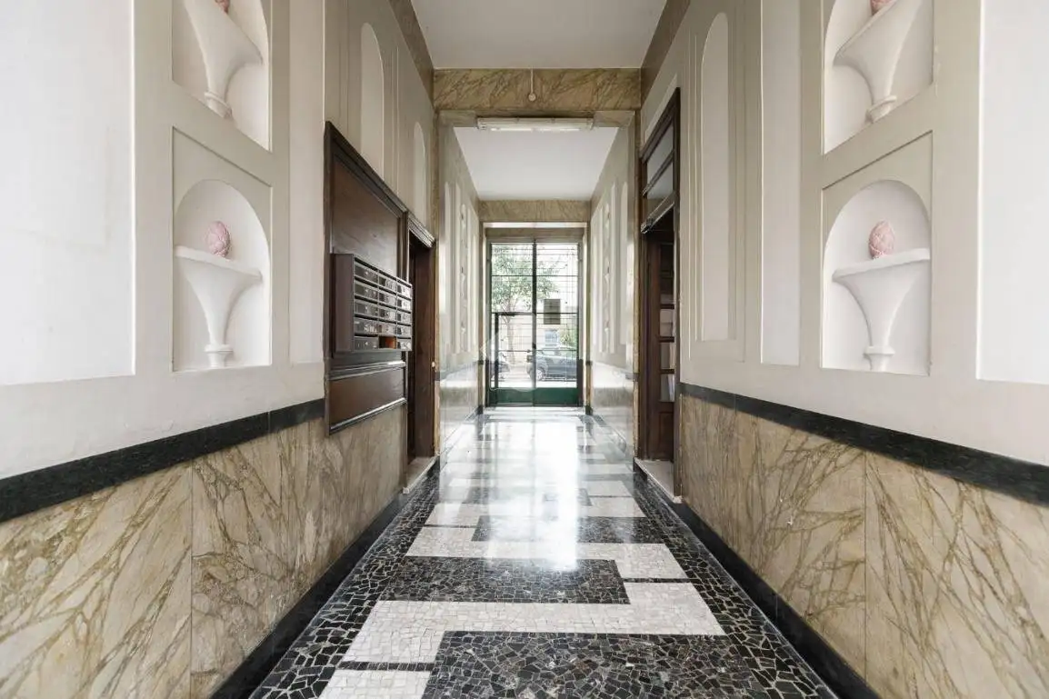 Appartamento in vendita a Milan