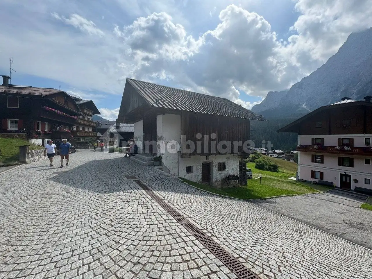 Palazzo - Edificio in vendita a Sappada