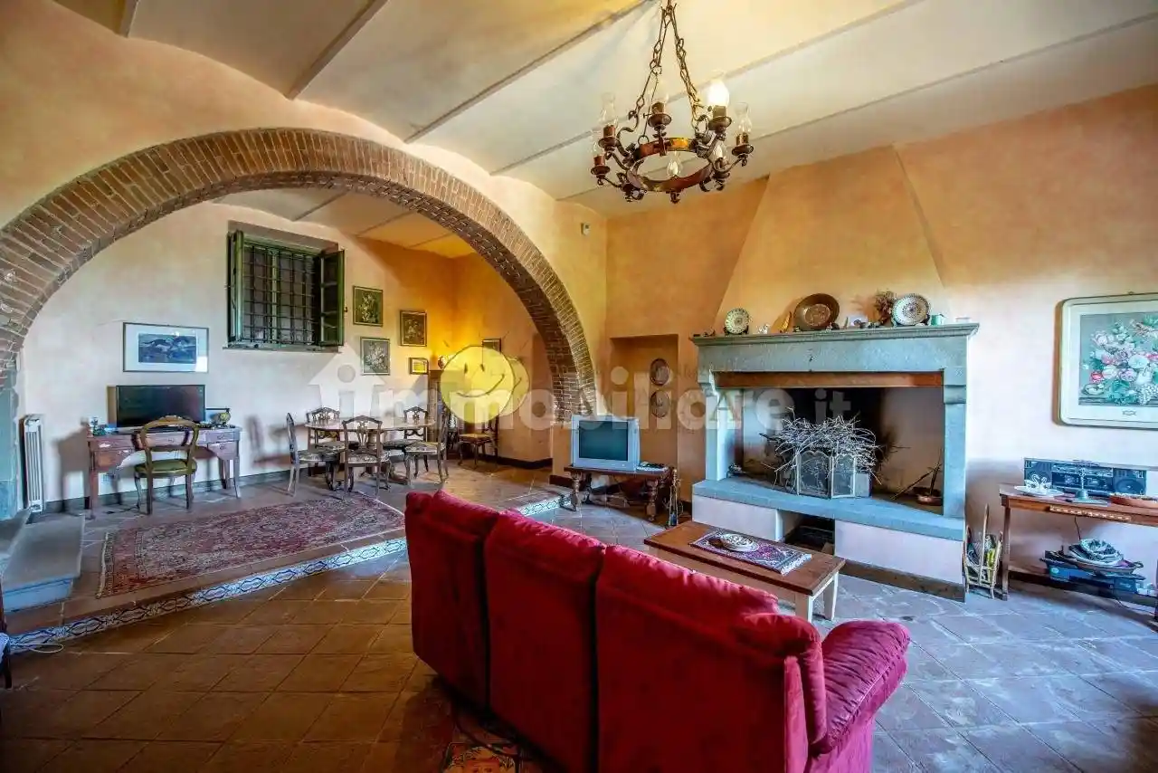 Casa indipendente in vendita a Reggello