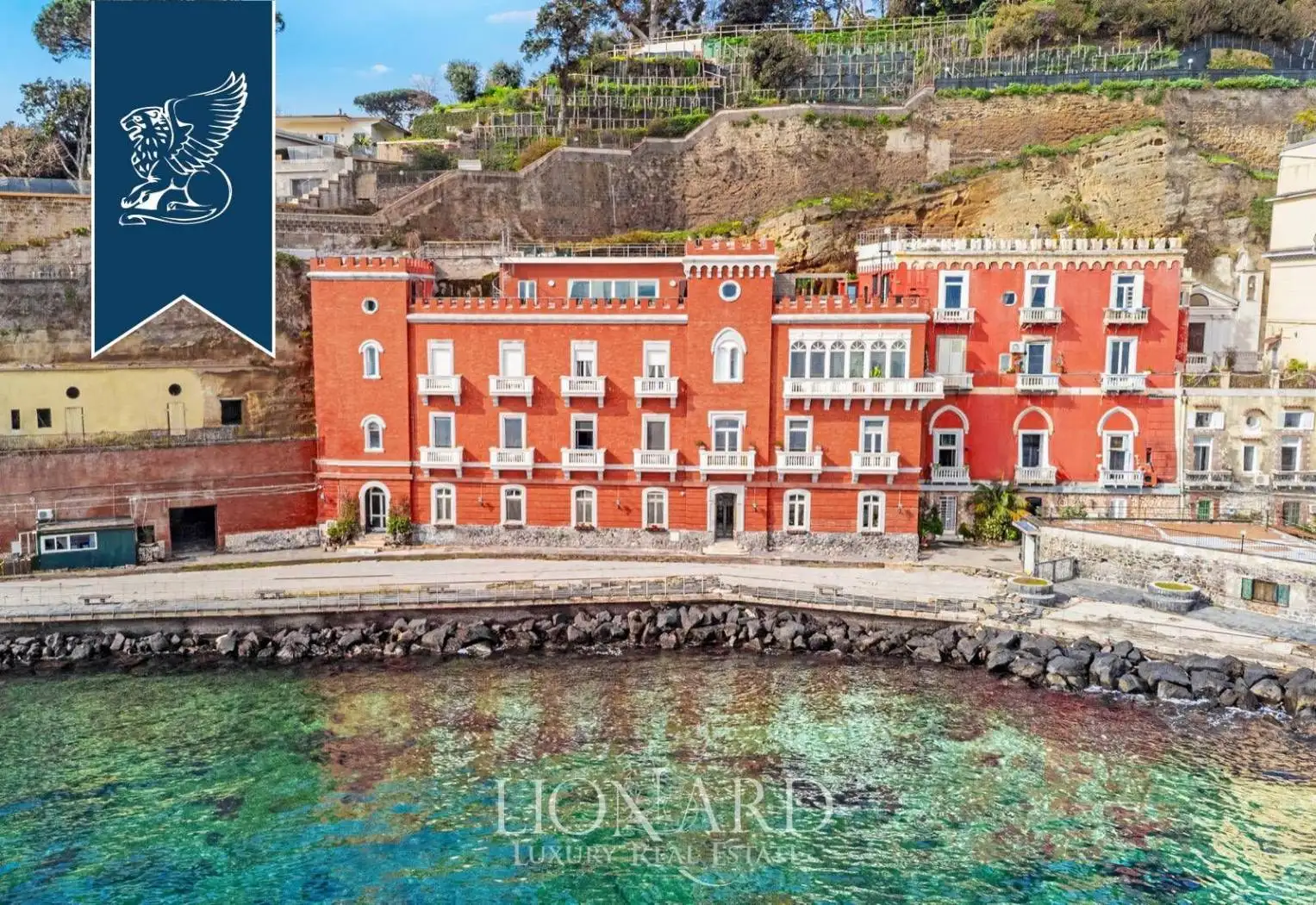 Appartamento in vendita a Napoli