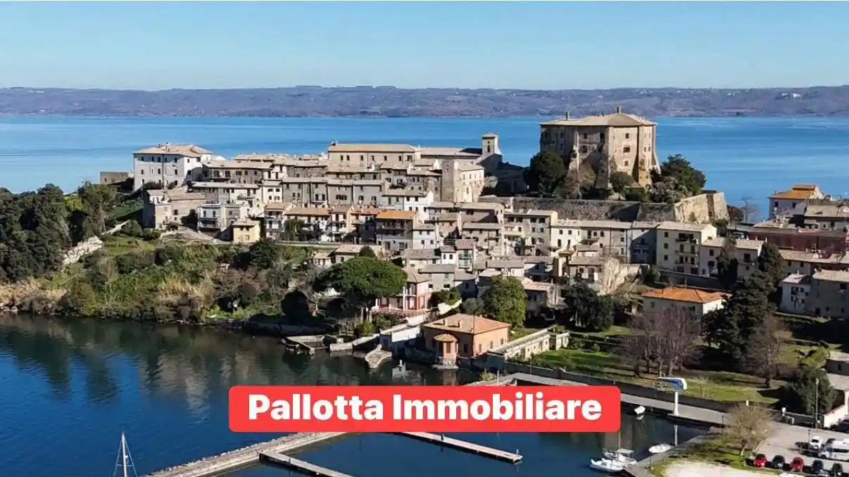 Appartamento in vendita a Capodimonte