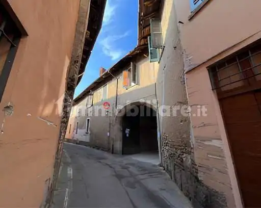 Appartamento in asta a Vaprio d'Adda