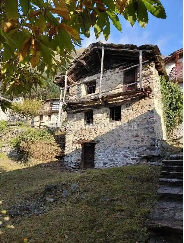 Rustico - Casale in vendita a San Giacomo Filippo