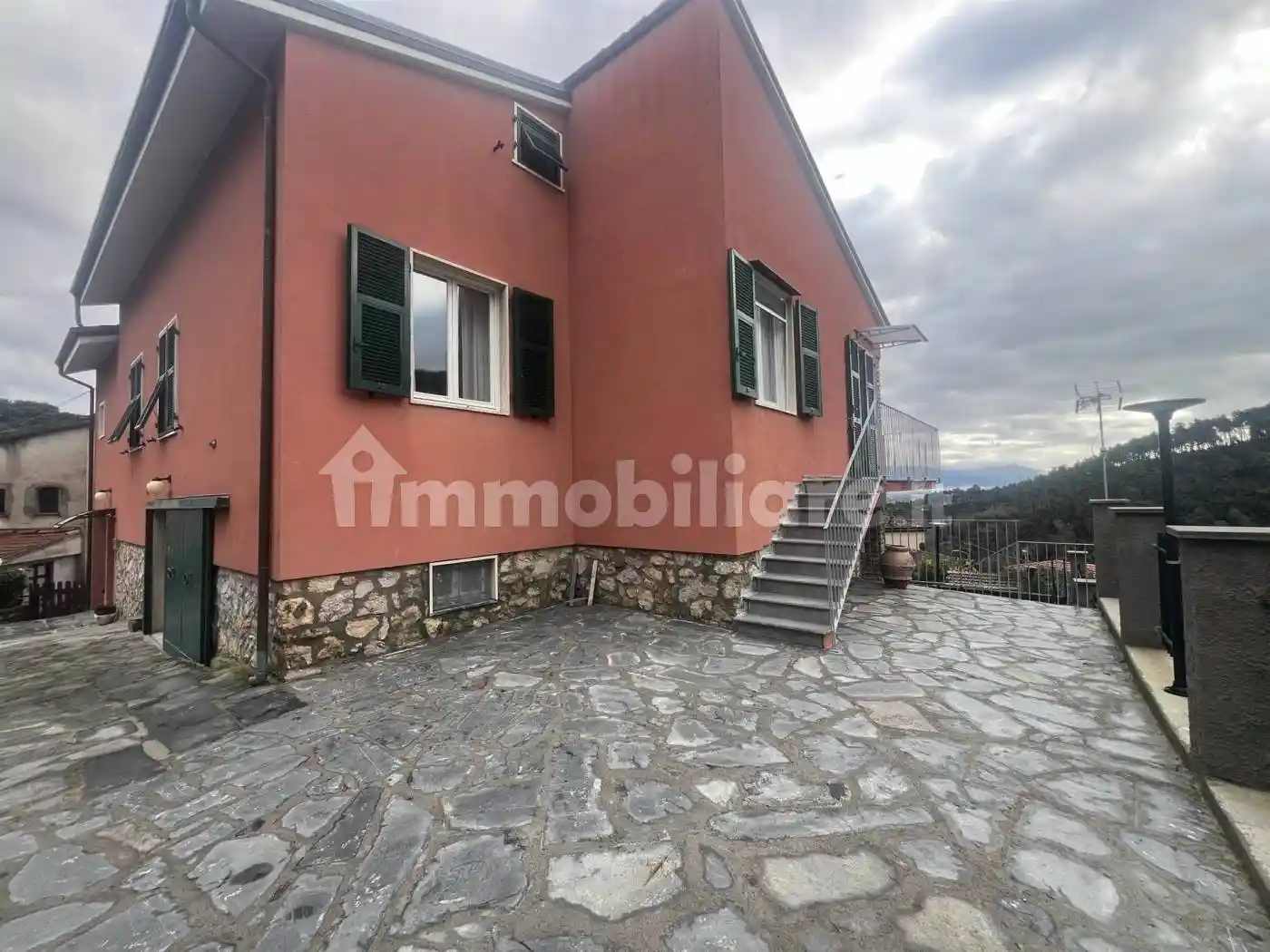 Casa indipendente in affitto a Ameglia