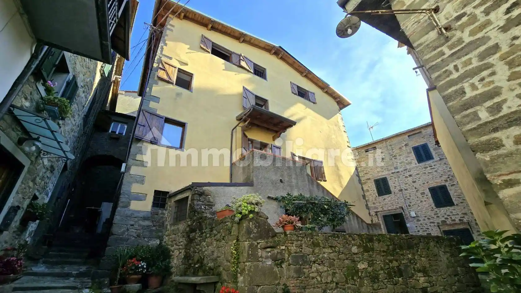 Casa indipendente in vendita a Bagni di Lucca